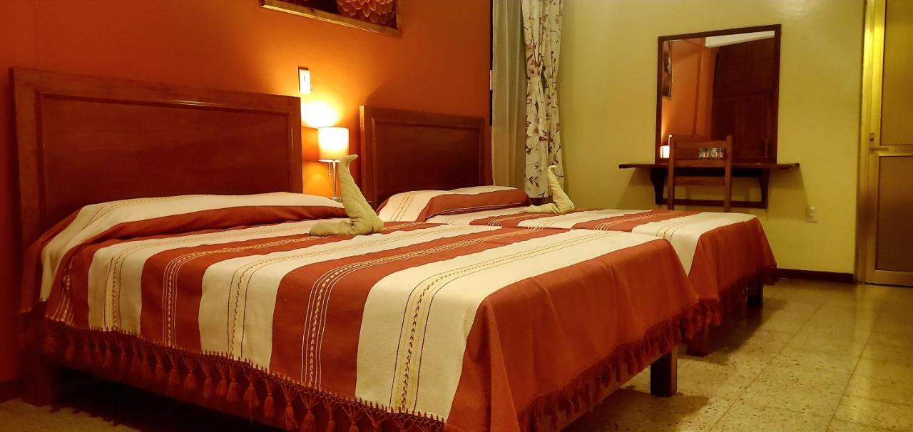Hotel Florida Oaxaca ภายนอก รูปภาพ