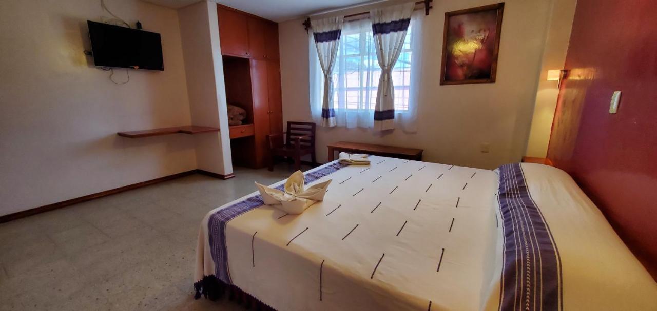 Hotel Florida Oaxaca ภายนอก รูปภาพ