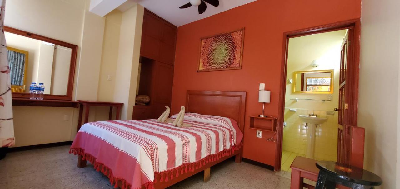 Hotel Florida Oaxaca ภายนอก รูปภาพ